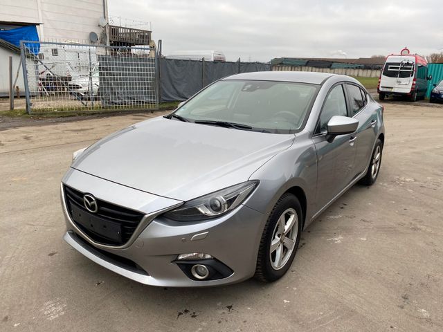 Mazda 3 Lim. Center-Line