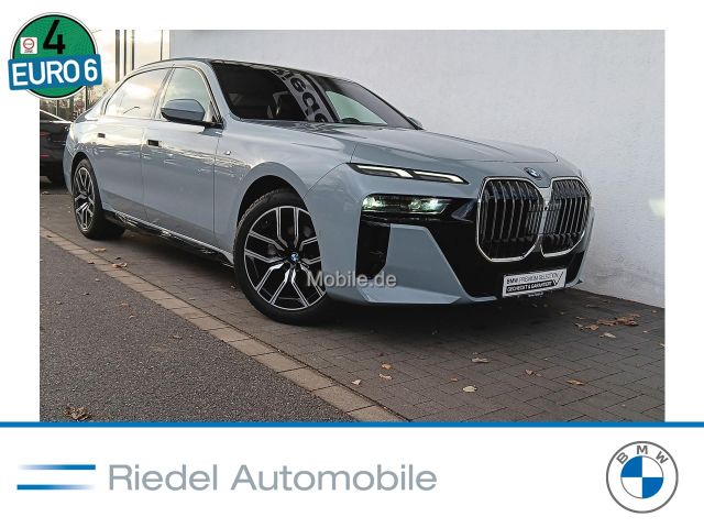 BMW 740d xDrive M Sportpaket*Integal-Aktivlenk*AHK*