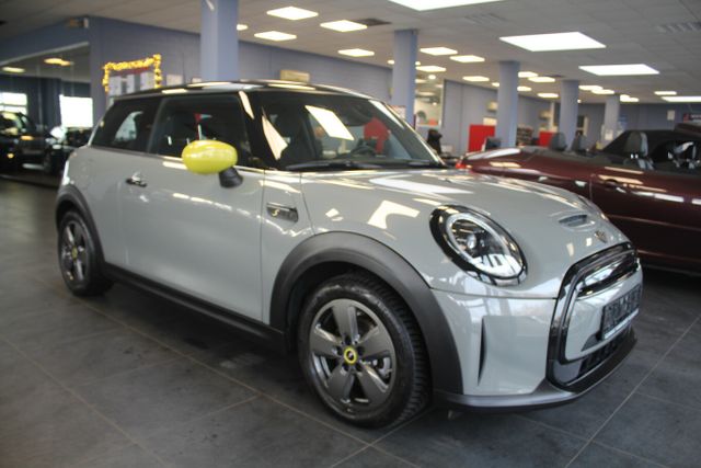 MINI Cooper SE Essential Trim