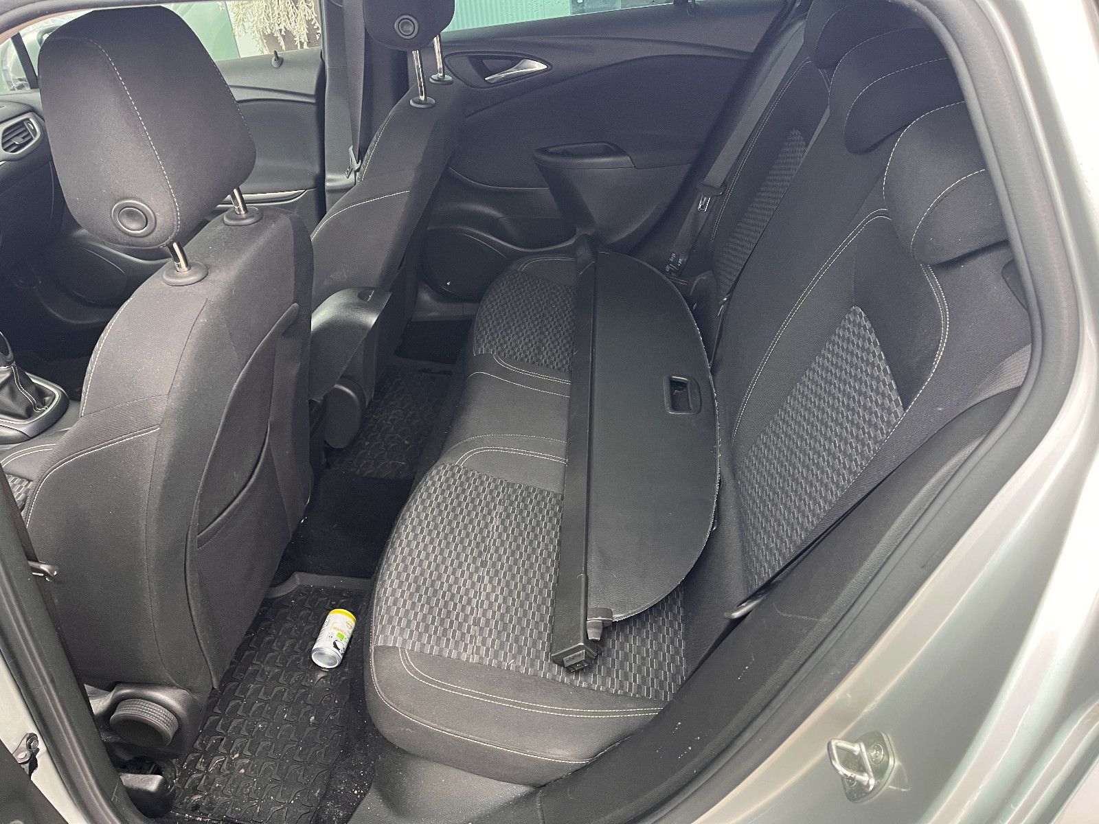 Fahrzeugabbildung Opel Astra K Sports Tourer Business Seitenschaden