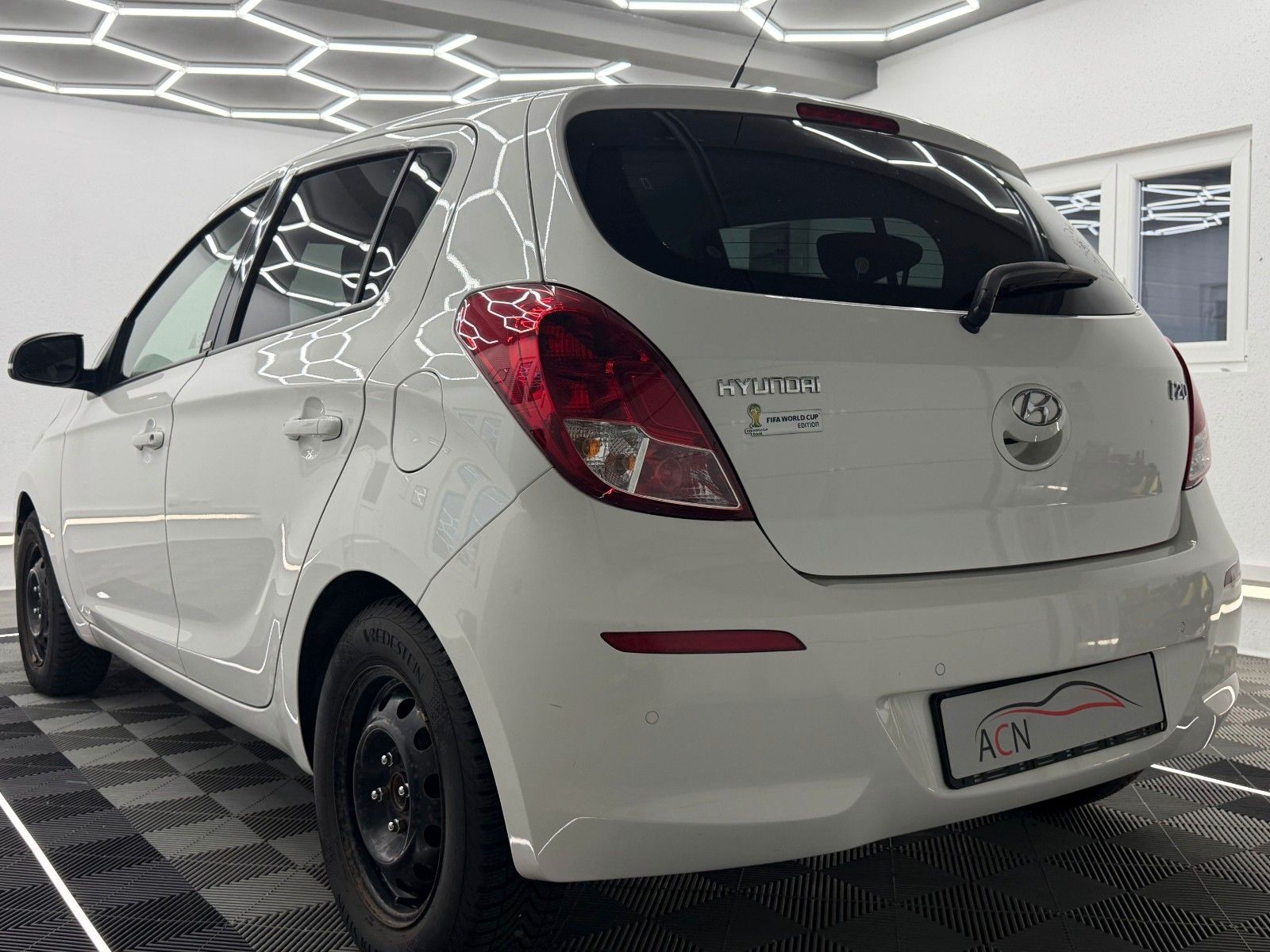 Fahrzeugabbildung Hyundai i20 FIFA World Cup Edition/KLIMA/SHZ