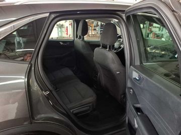 Ford Kuga - 11
