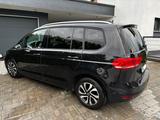 Volkswagen Touran 1.5 TSI ACTIVE (7-Sitzer / TÜV neu)