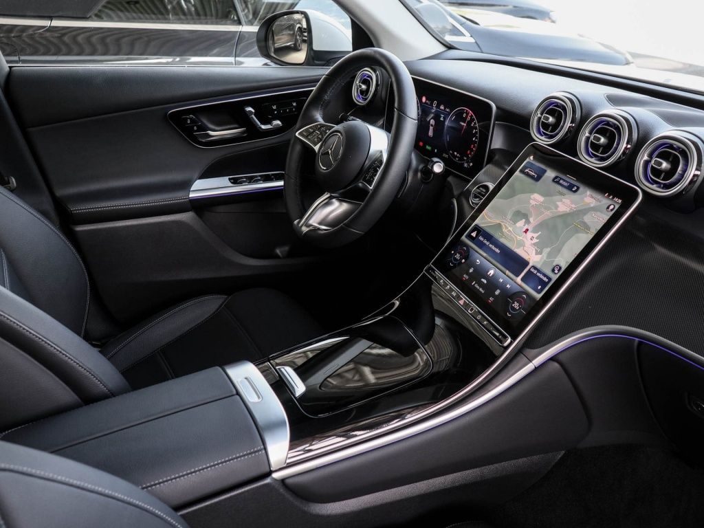 Mercedes-Benz GLC 300 de 4M Avantgarde/Pano/AHK/360/Distr/Memo foto 4