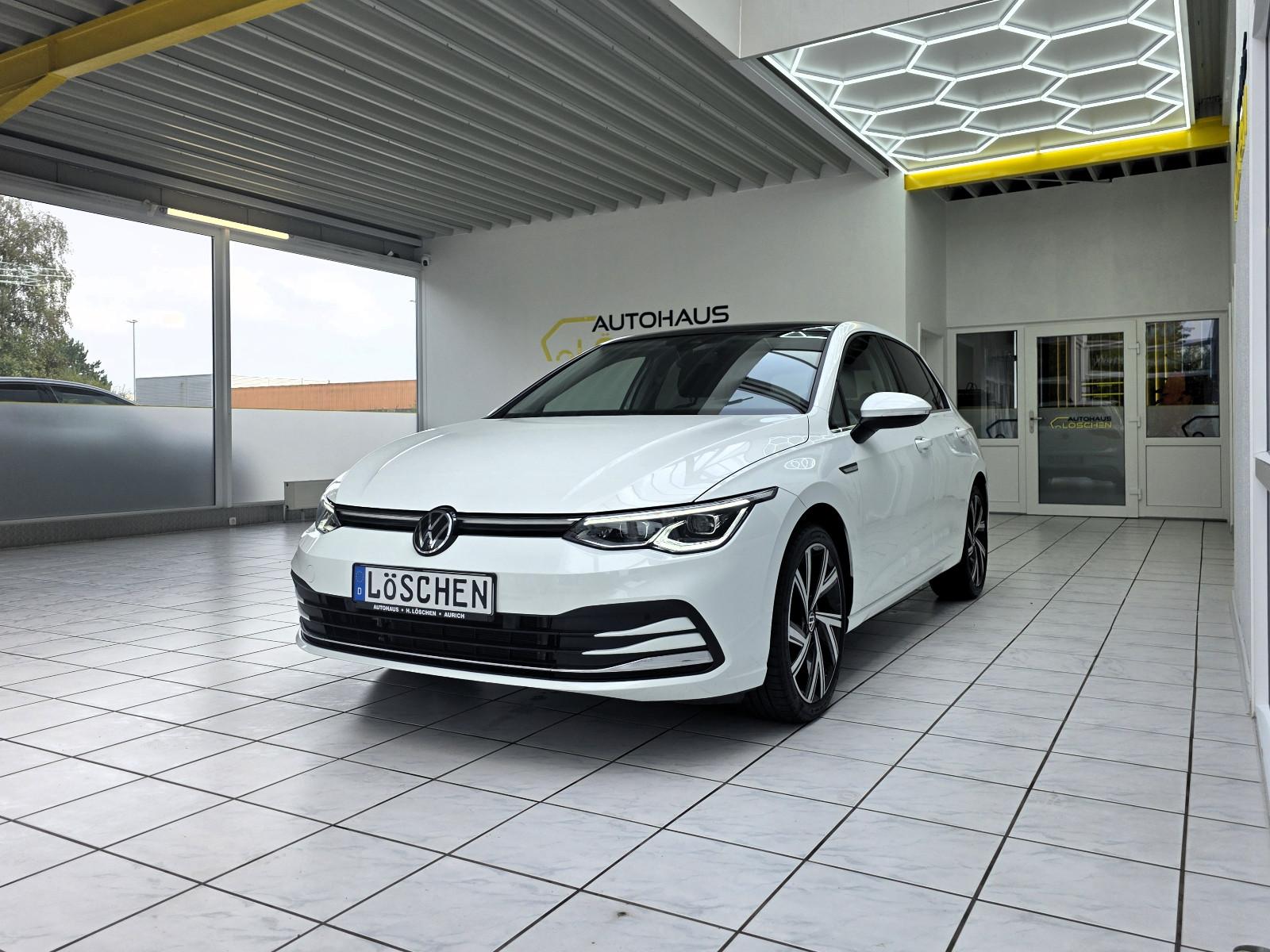 Volkswagen Golf VIII Limo Style Pano IQ-LED Matrix Navi