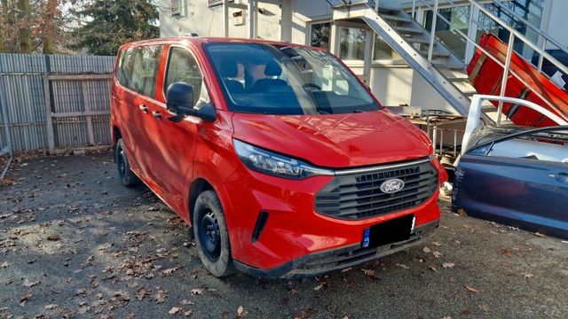 Ford 2,0 AUT. AWD  Transit Custom