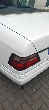 Mercedes-Benz E 220 ,1Hand , Familienbesitz , Historie usw - Mercedes-Benz E 220 mit Benzin-Antrieb: Cabrio