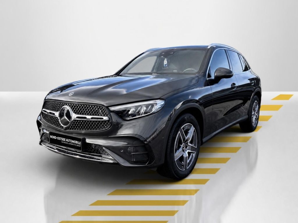 Mercedes-Benz GLC 300 d AMG 4M AHK PANO ADV.+ LED imagem 2