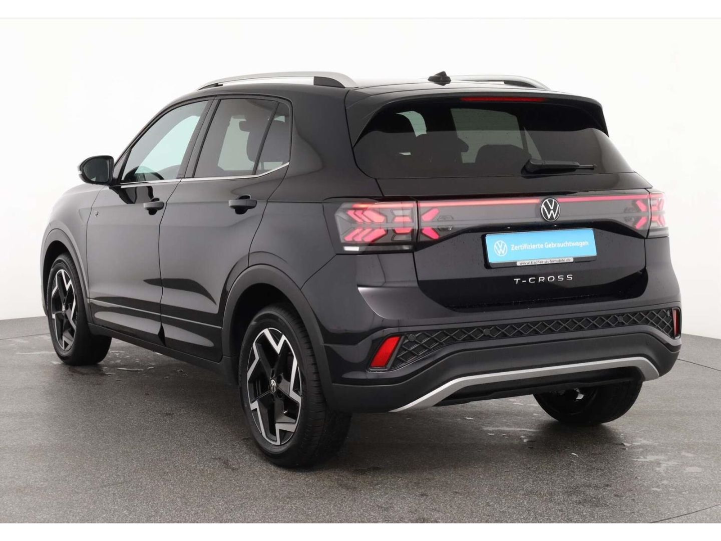 Volkswagen T-Cross 1.0 TSI R-Line DSG NAV Matrix AHK foto 5