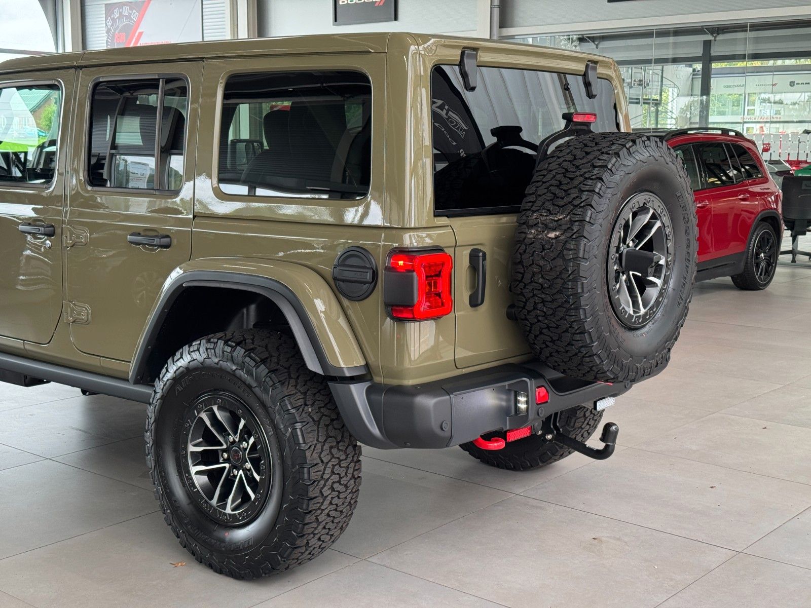 Fahrzeugabbildung Jeep Wrangler Rubicon X 3,6 V6 MY26 WARN Seilwinde