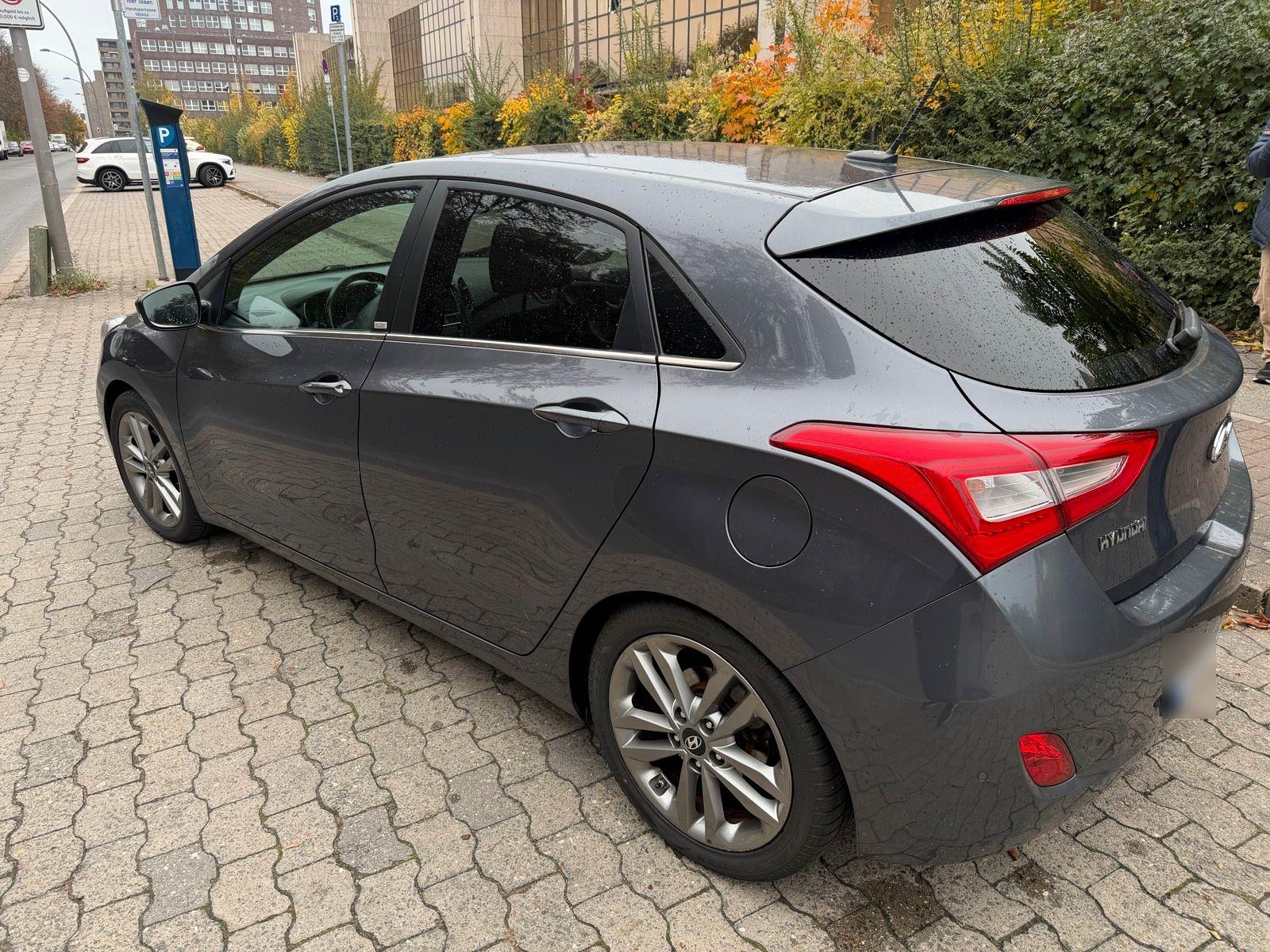 Hyundai i30
