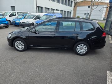 Volkswagen Golf - 8