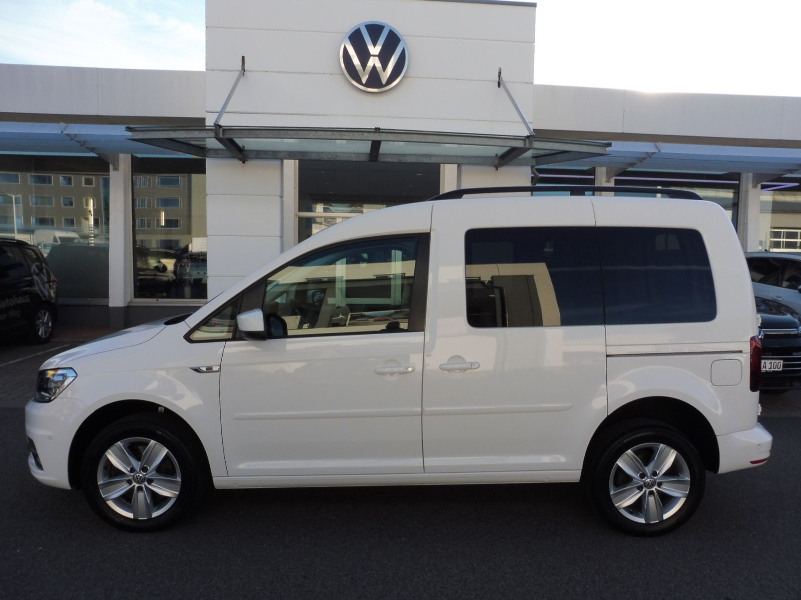 Volkswagen Caddy Comfortline 2.0 TDI 4Motion imagem 3