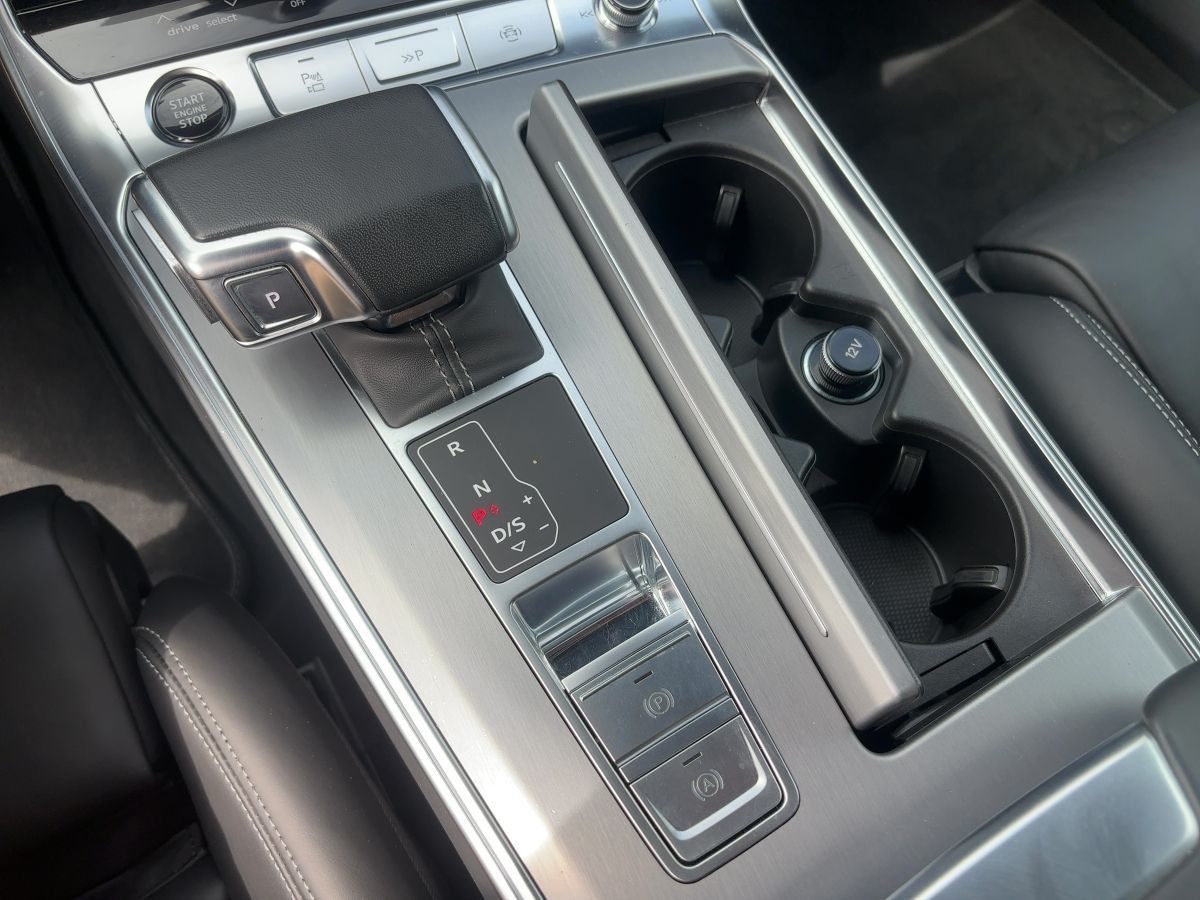 Audi A7 Sportback 55TFSI quattro S tronic S Line Head foto 18