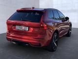Volvo XC60 B5 (Benzin) Ultra Dark AWD Automatik Navi - rote Volvo XC60