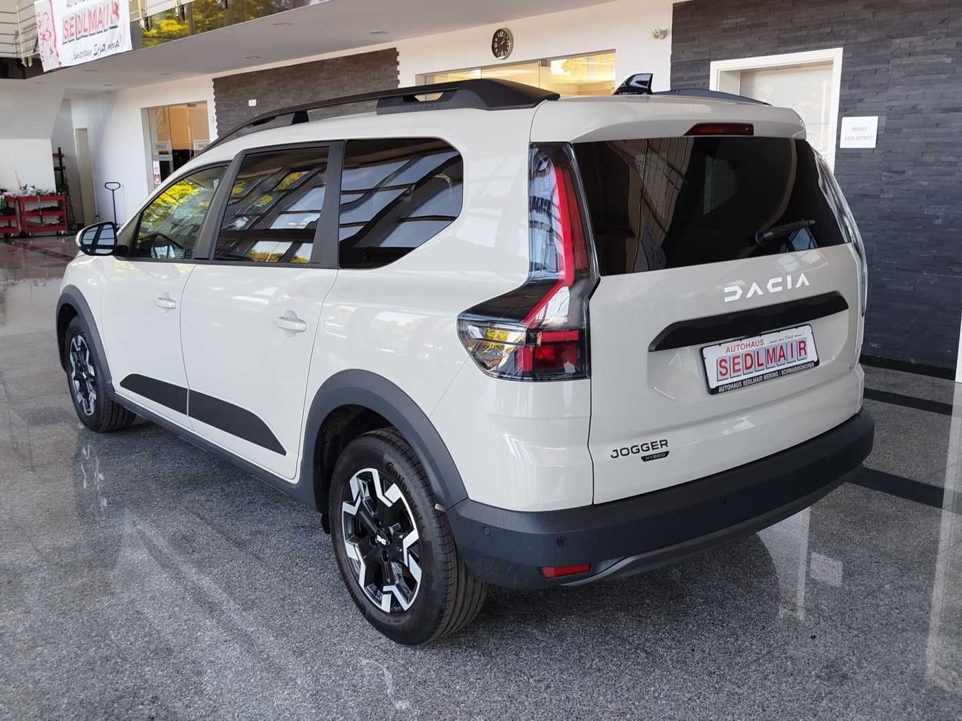 Dacia Jogger Journey 1.8 Hybrid 155 5-Sitzer VOLL! imagem 3