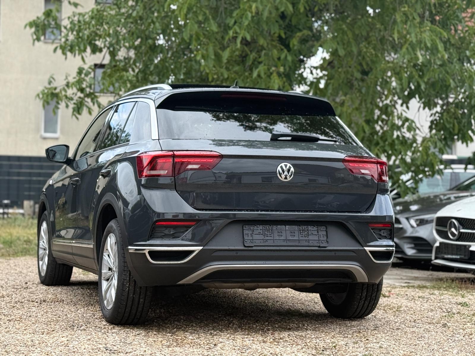 Volkswagen T-Roc Sport 2.0  4Motion Pano LED