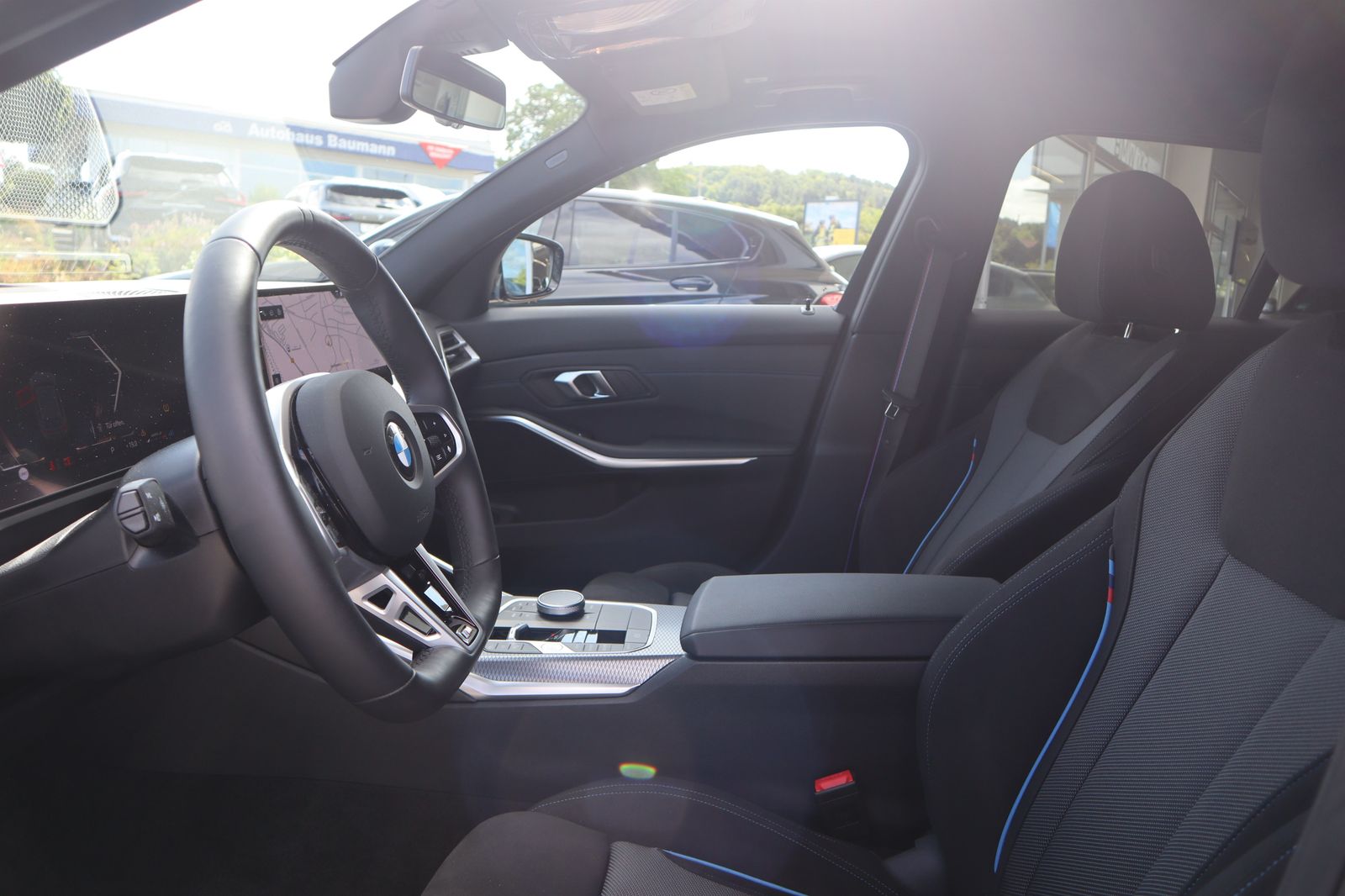 BMW 318d Touring M Sport Pro Lhz Pano.dach Shz foto 5