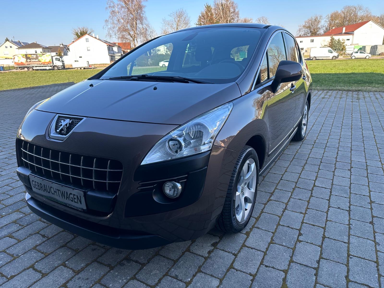 Peugeot 3008 Business-Line AHK Navi Pano PDCTempo Klima