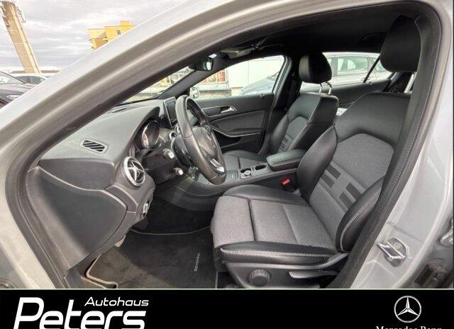 Mercedes-Benz GLA 200 d Style AHK Xenon/Navi/SitzheizungAutom.