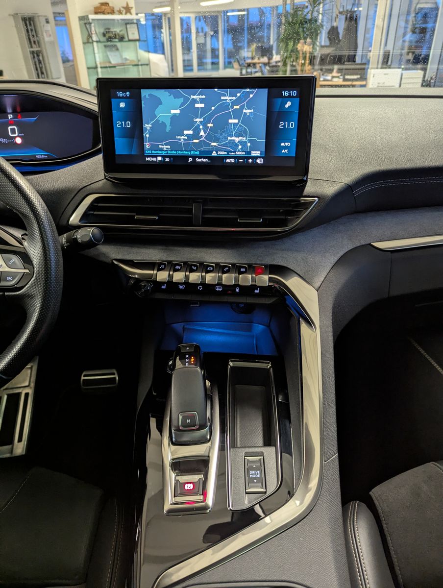 PEUGEOT 5008 GT Allure Pack Kamera LED Pano 7-Sitze AHK - Image 21