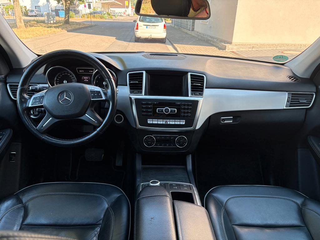 Mercedes-Benz ML 500