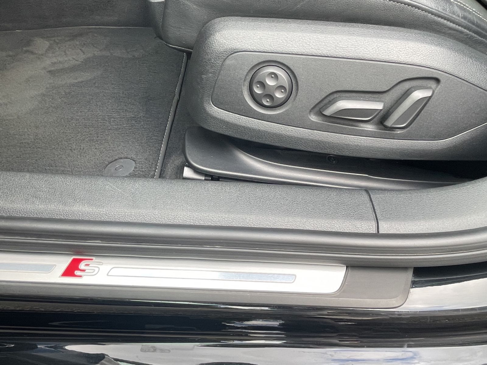 Audi A4 - Bild 22