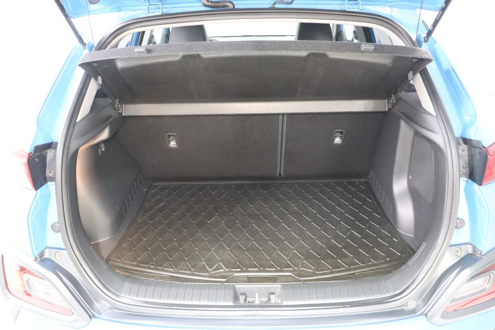 Fahrzeugabbildung Hyundai Kona Sport 4WD * HUD + RFK * LED