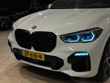 BMW X5 xDrive 40i M-SPORT/LASER/AHK/LUFT/ACC/HUD/VOL - BMW X5 mit Benzin-Antrieb: Geländewagen