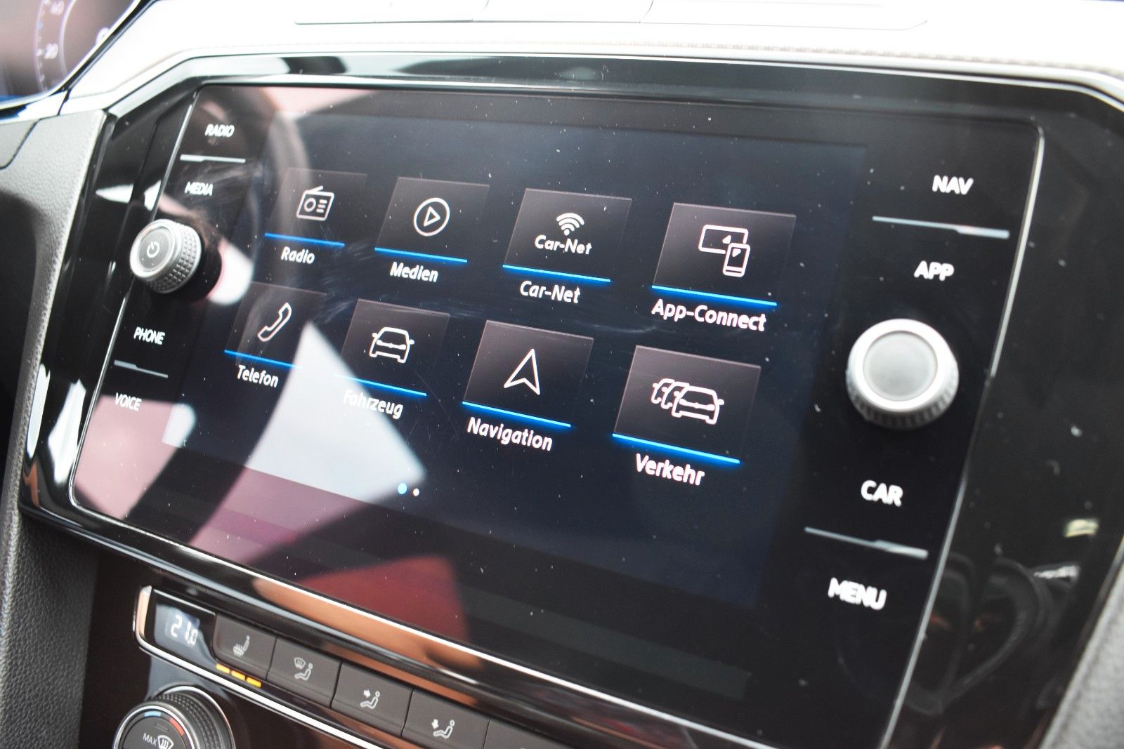 Fahrzeugabbildung Volkswagen Arteon R-Line 4Motion PANO/AHK/STH/MASAGE/DYNAUD