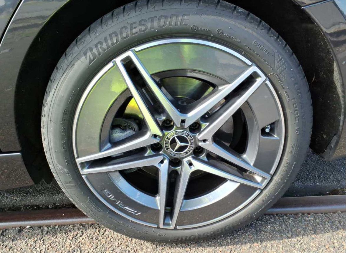 Fahrzeugabbildung Mercedes-Benz C 220d 9G AMG Line LED/NAVI/VIRTU/SHZ/HIFI/AHK