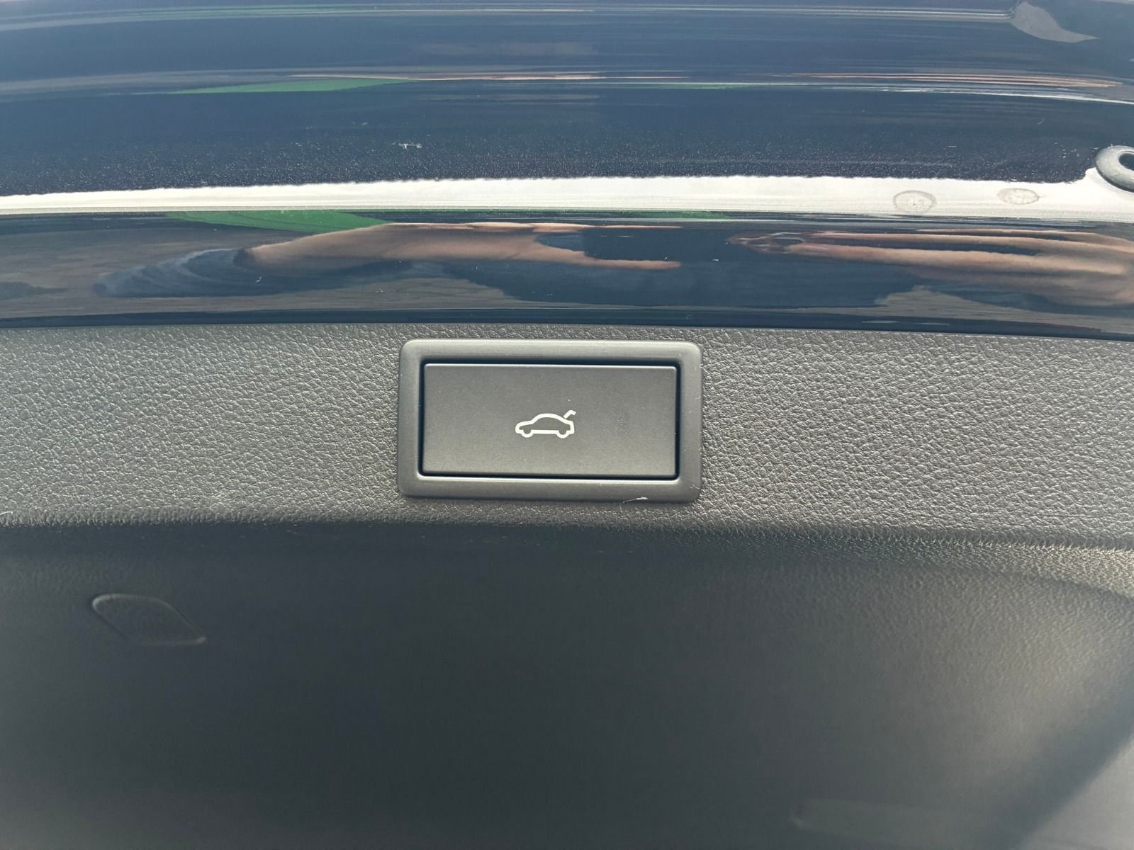 Fahrzeugabbildung SKODA Octavia Combi  1.5 TSI Sportline DSG*AHK*360°Cam