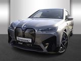 BMW iX xDrive50 Klimaaut. AHK Komfortzugang - BMW iX Jahreswagen