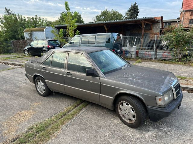 Mercedes-Benz Oldtimer Mercedes Benz 190 E 2,6l Schalter