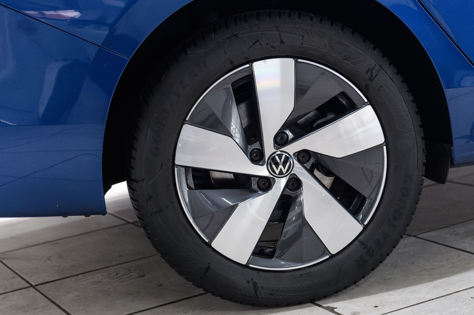 Fahrzeugabbildung Volkswagen Passat Variant 2.0 TDI 110 kW+AHK+SHZ+STANDHEIZU