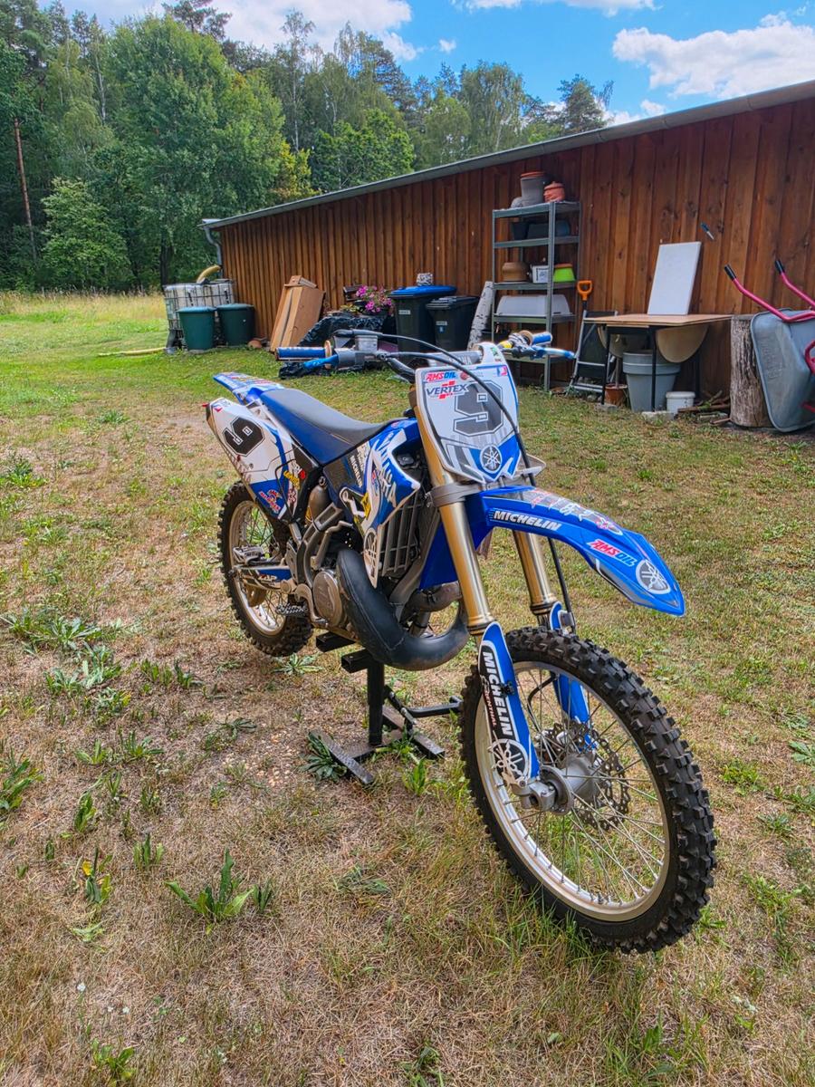 Yamaha YZ 2014 — interior