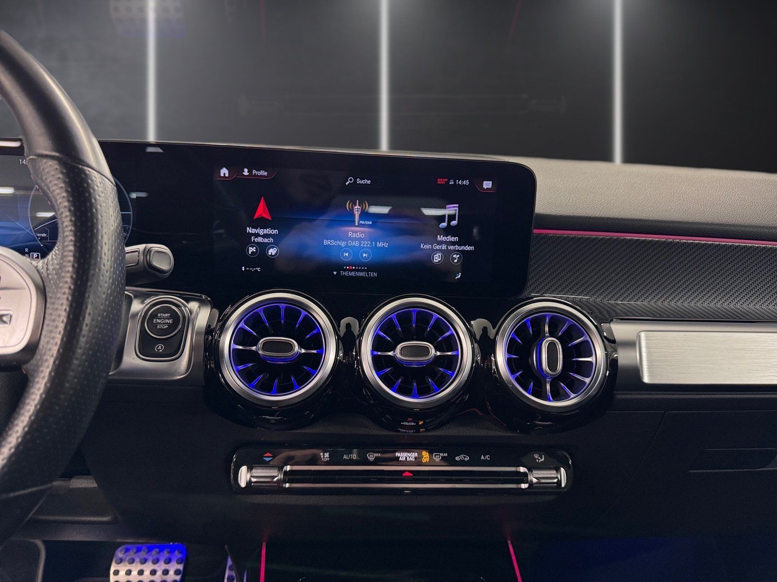 Fahrzeugabbildung Mercedes-Benz GLB 220 d 4M AMG*AHK*Distro*Totwink*LED*Kamera*