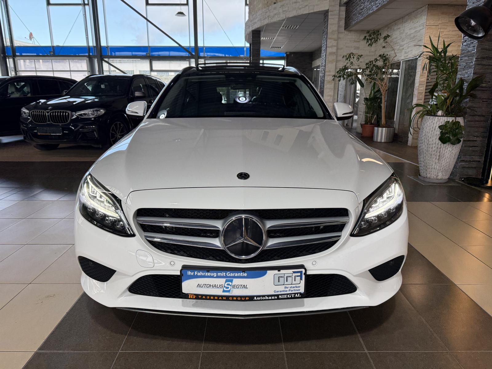Mercedes-Benz C-Class ACC*SHZ*AHK*Navi*LED*Totwinkel*Pano*, миниатюра 2