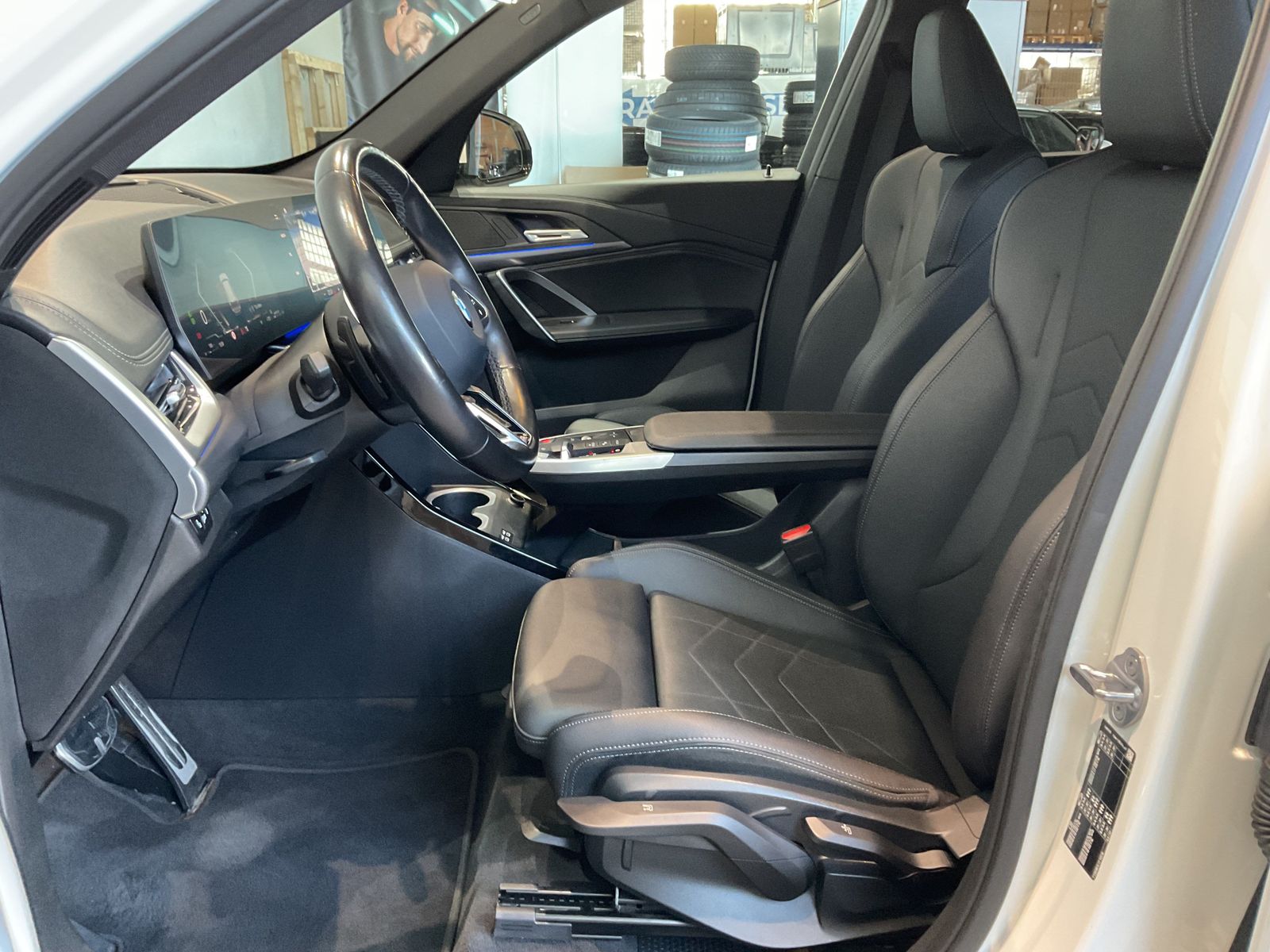 Fahrzeugabbildung BMW X1 sDrive18d SAV M Sportpaket DAB LED AHK Shz