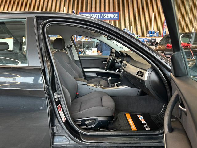 MYAUTOCENTER – Gebraucht- und Jahreswagen mit Werkstattservice in Pfaffenhofen BMW 320 *SERVICENEU*TEMPO*NAVI*KLIMAAUTO*AHK*