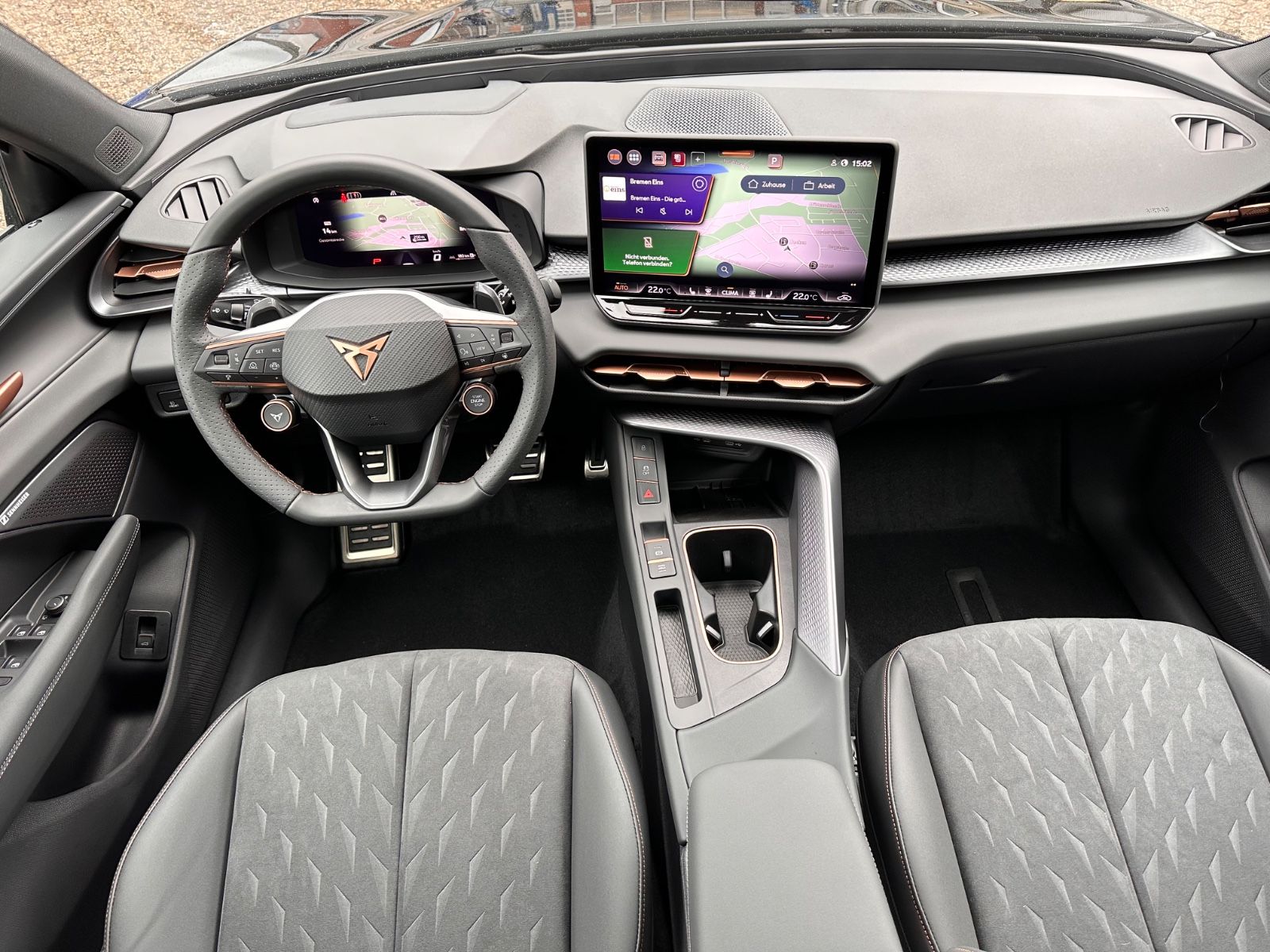 Fahrzeugabbildung CUPRA Terramar VZ 2.0 TSI 4Dr DSG Matrix/Pano/AHK/ACC