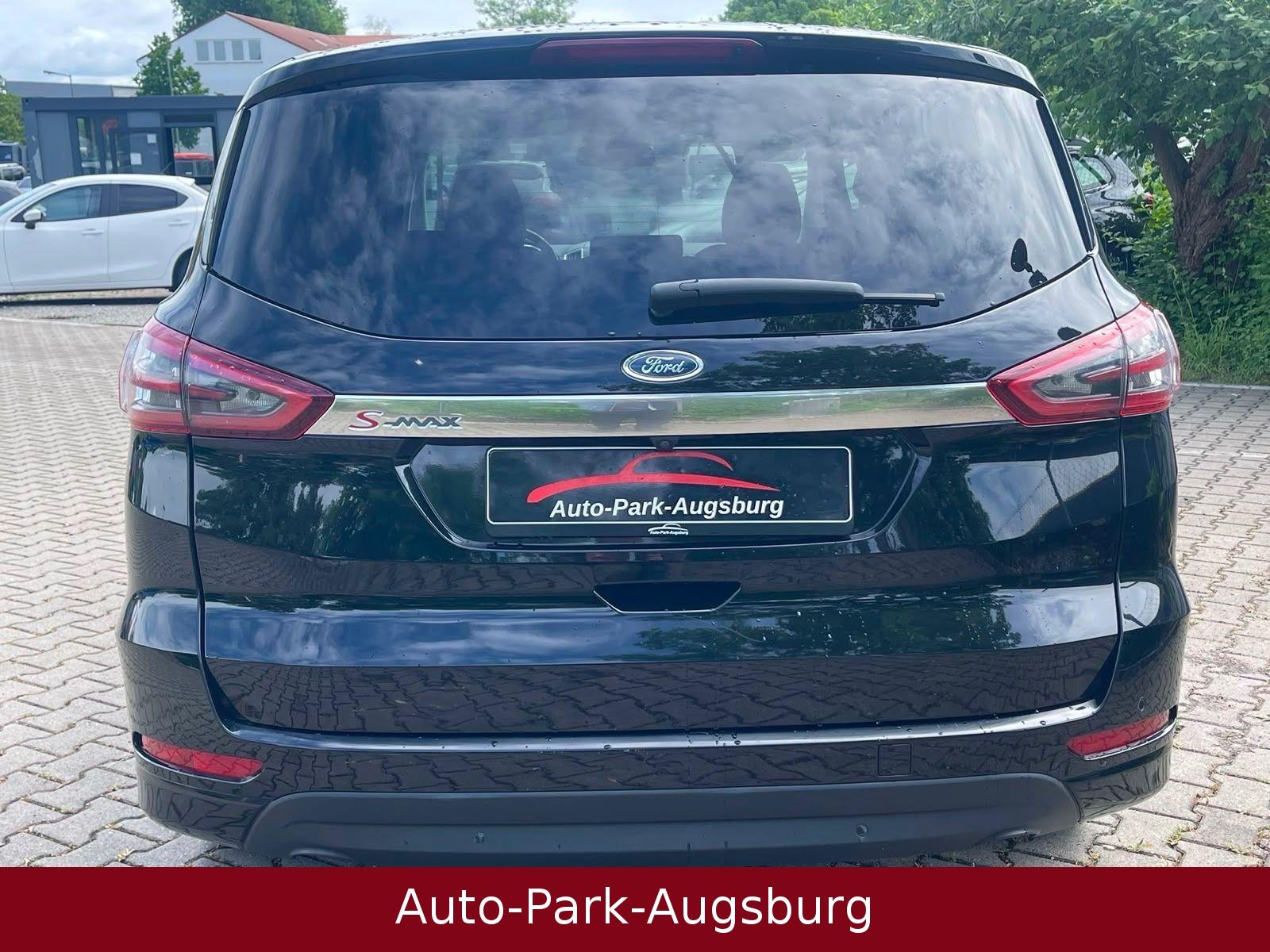 Ford S-Max * Titanium*Euro6*Autom*AHK*Standheizung