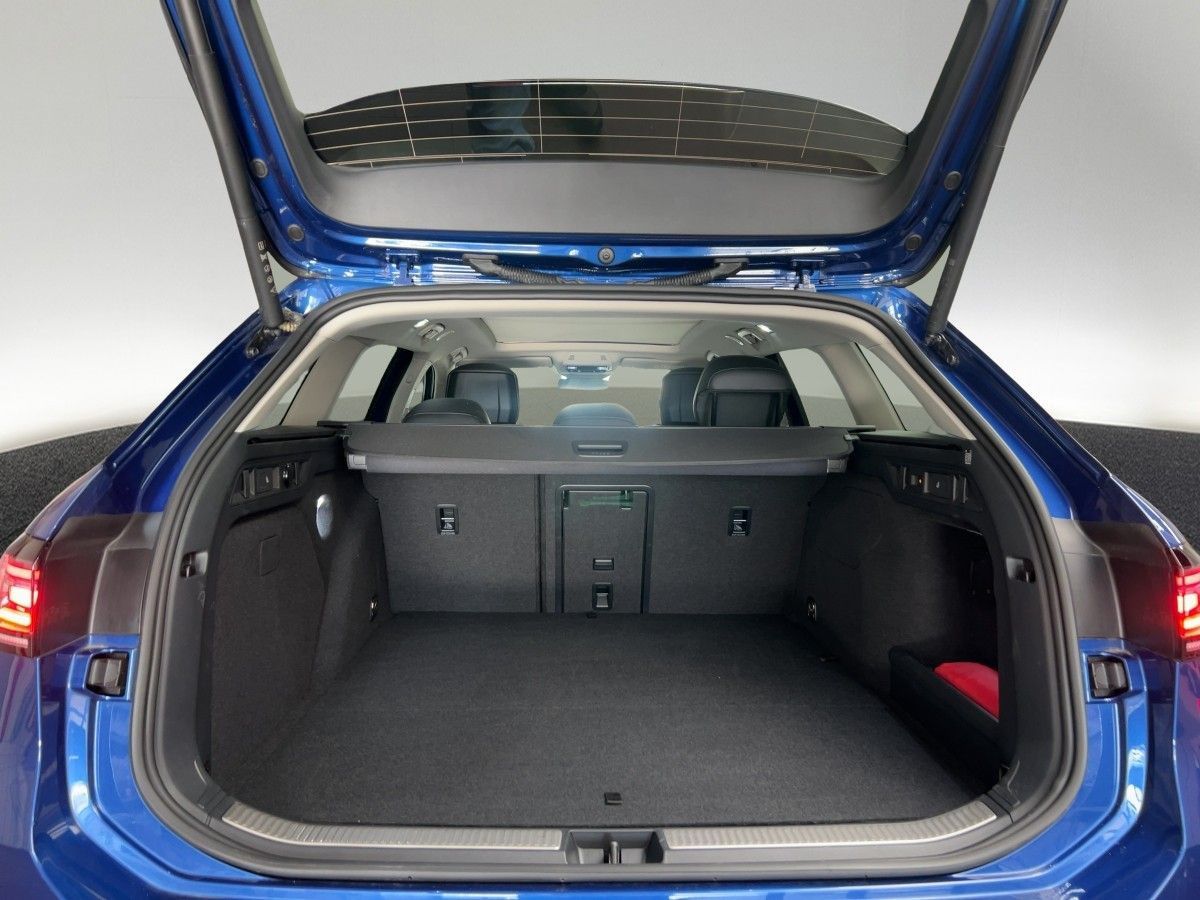 Volkswagen Passat Variant - Bild 8