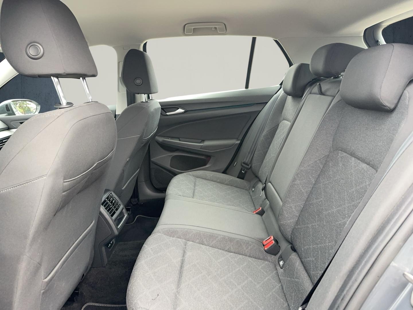 Volkswagen Golf Life 2.0 TDI DSG CARPLAY ACC MATRIX NAVI, миниатюра 12