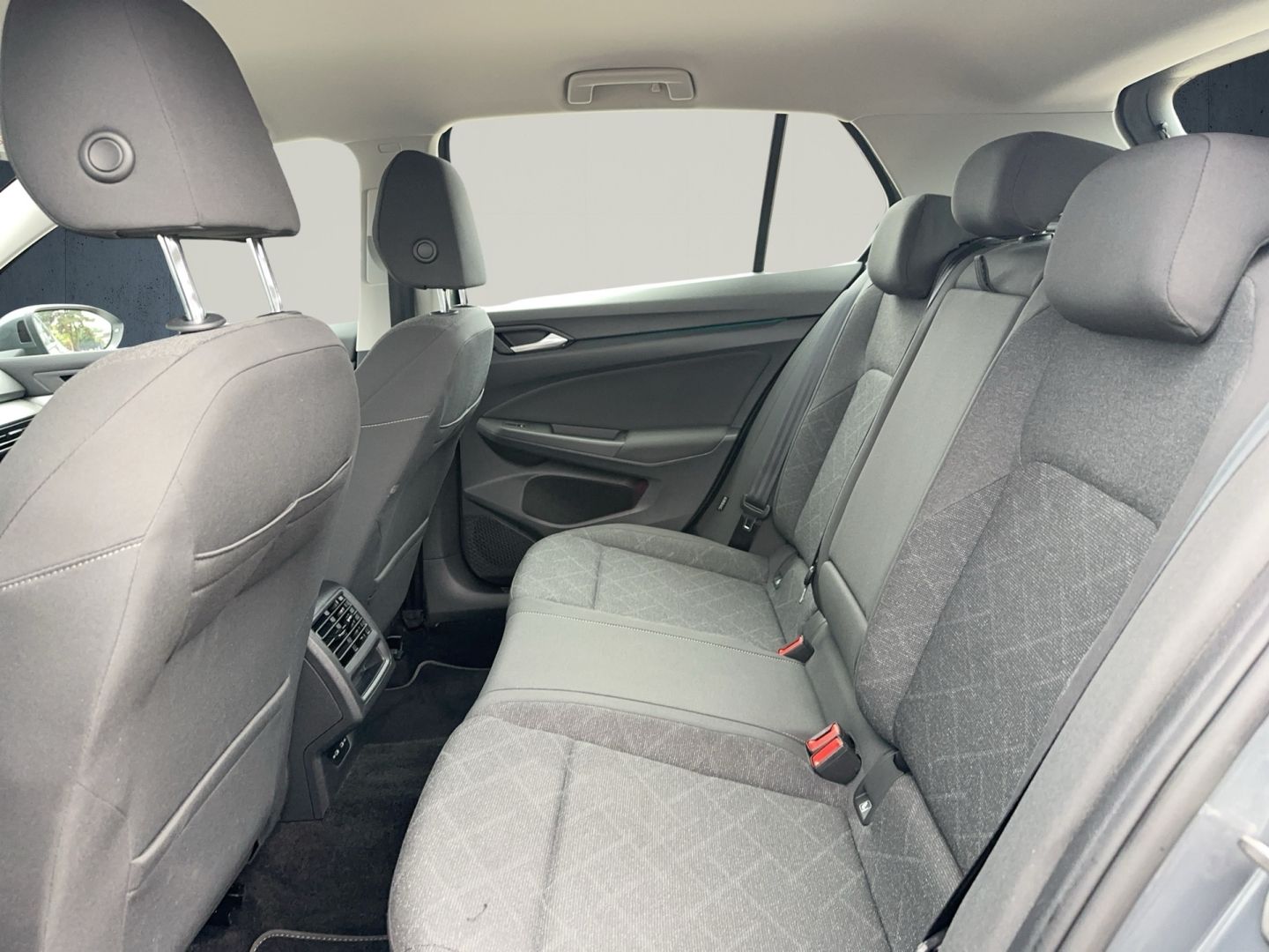 Volkswagen Golf - Bild 13