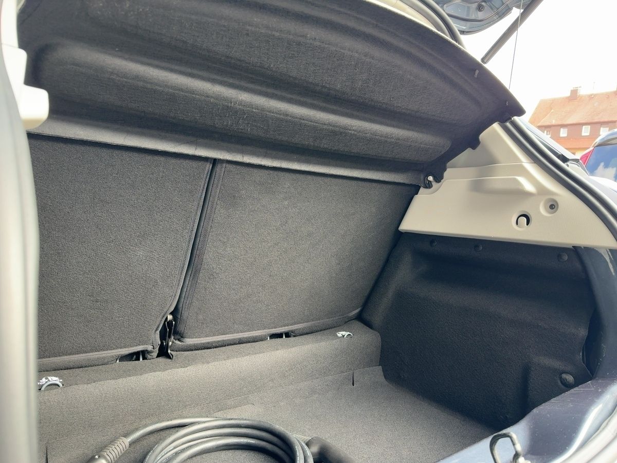 Fahrzeugabbildung Renault ZOE Intens R135 Z.E 50 inkl Batt EPH Kamera Navi