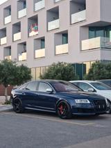 Audi RS6 C6 5.0 TFSI Limousine/Sedan - Audi RS6 mit Benzin-Antrieb: Limousine