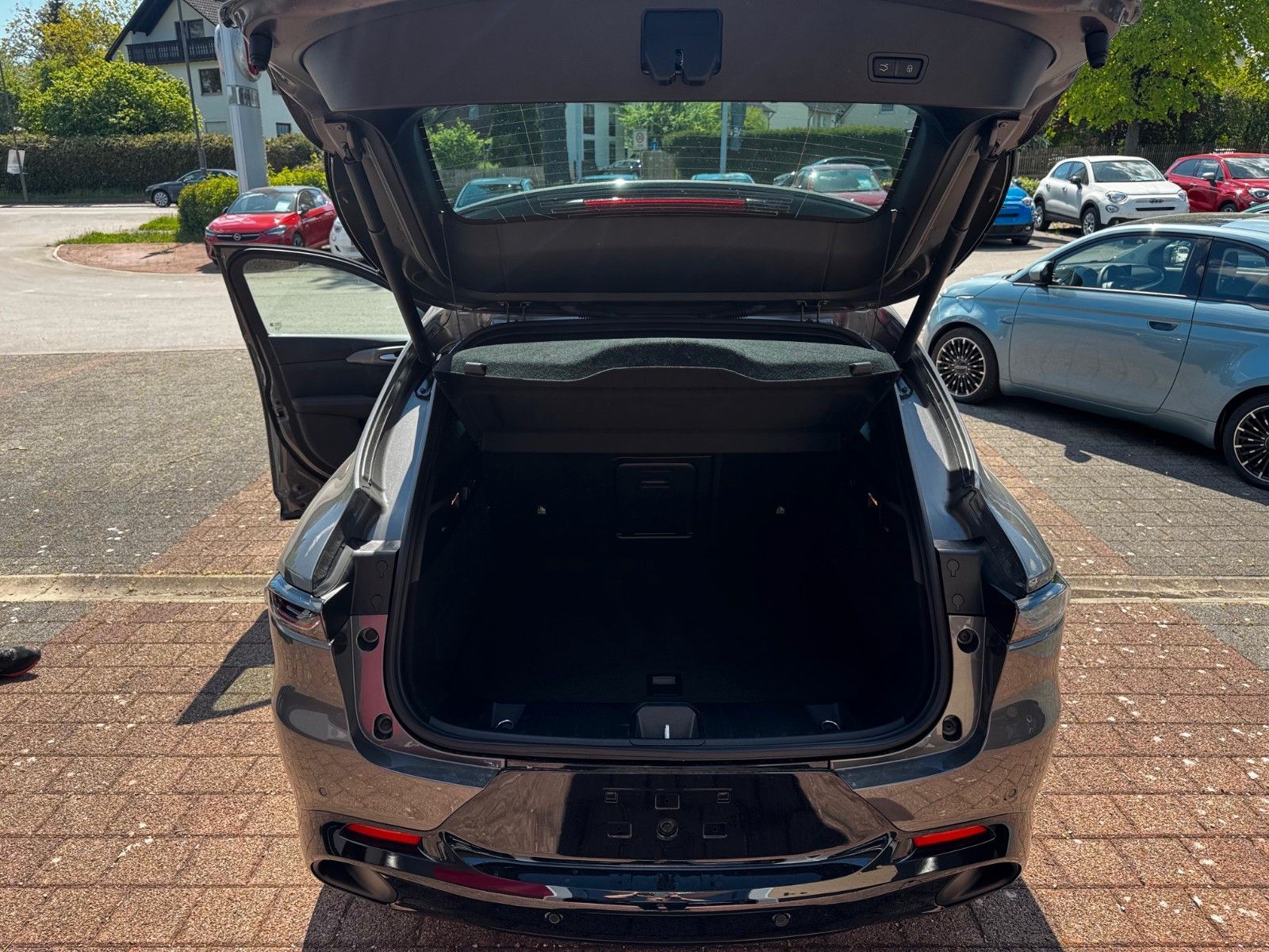 Fahrzeugabbildung Alfa Romeo Tonale Ibrida MY25 VELOCE 1.5 160ps Sitzkühlung
