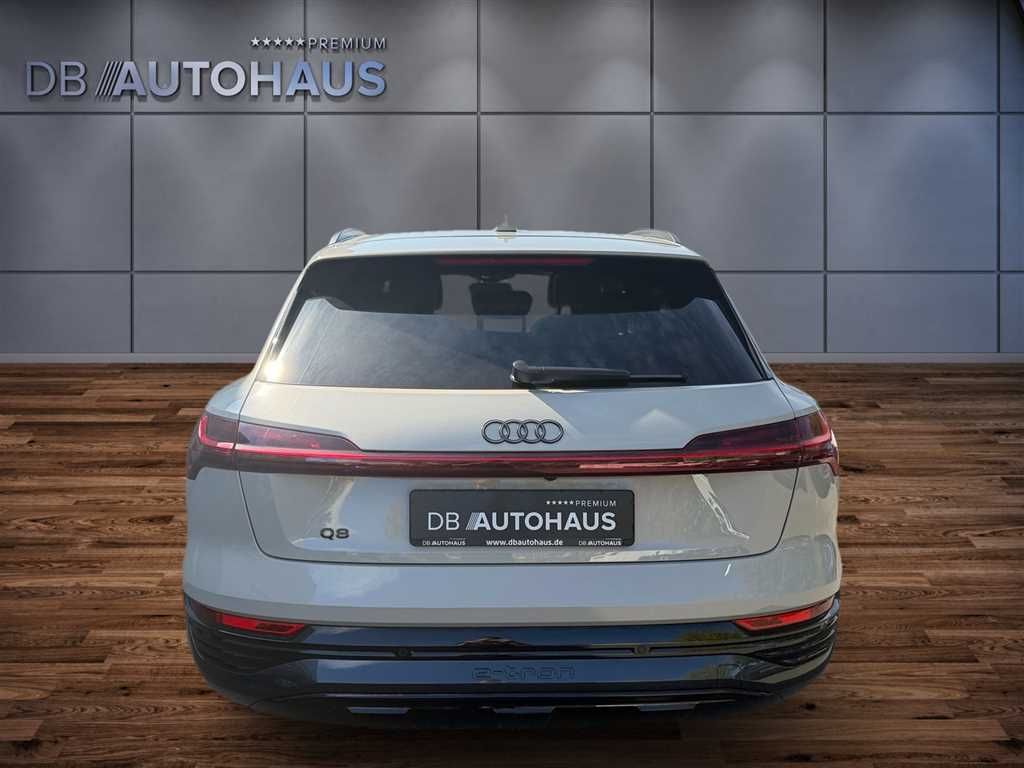 Audi Q8 advanced 50 e-tron quattro 95 kWh Leder Pano foto 5
