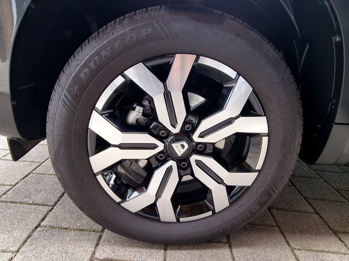 Fahrzeugabbildung Dacia Duster Prestige+ TCe 130